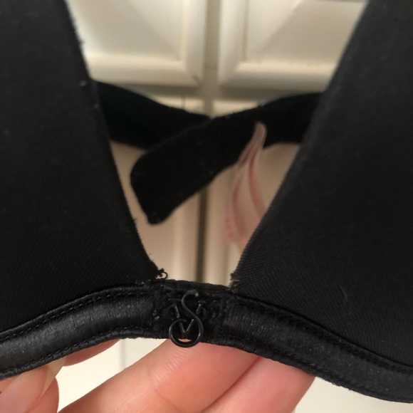 Victoria’s Secret Double Push-up Bra - Picture 2 of 6
